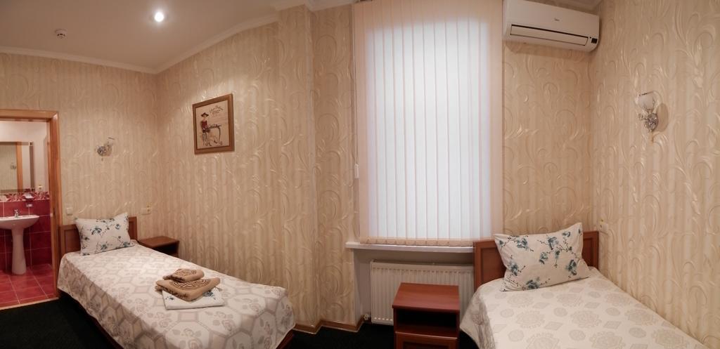 Atrium Hotel Melitopolʼ Δωμάτιο φωτογραφία